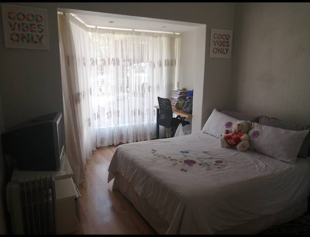 3 BEDROOM FREEHOLD RENTED IN MULBARTON